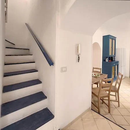 Hébergement de vacances Ischia Forio Old Town 4br House With Terrace Forio di Ischia